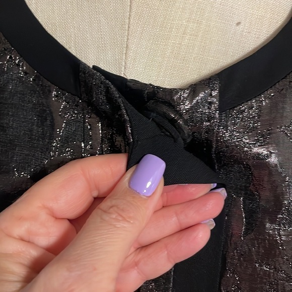 ELIE TAHARI Tessa jacket wool metallic black shinny snap front down scoop neck 4 - Picture 9 of 17